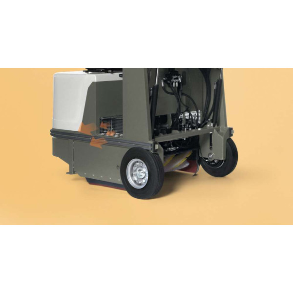 Подметальная машина с сиденьем для оператора Comac CS 80 D